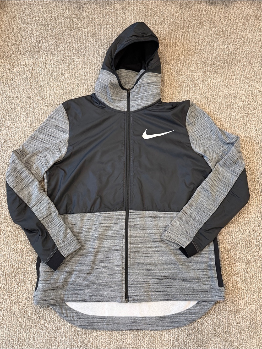 Men’s Large Nike basketball full zip jacket